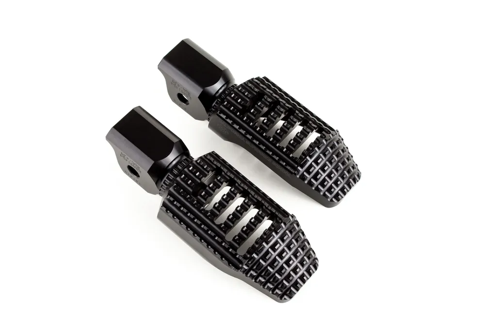 Reduced Price California Superbike School Peg Set by Gilles Tooling BMW / S1000RR / 2024